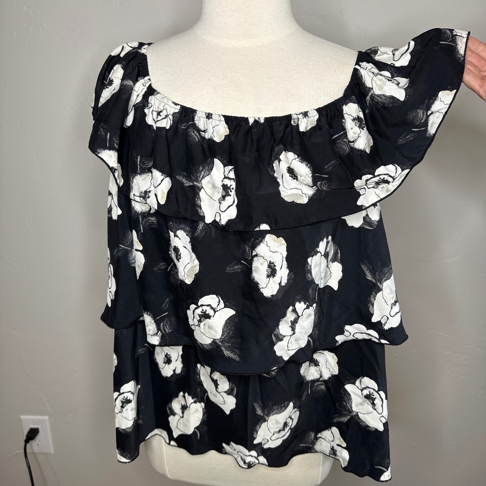 White House Black Market Top XL